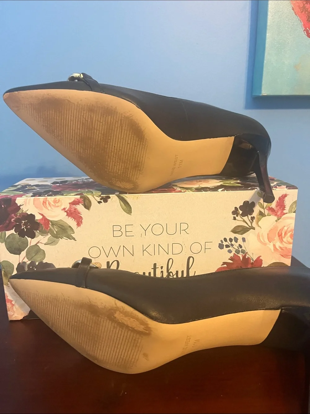Nine West Black Pointed Toe Pumps with Gold Chain, Size 11